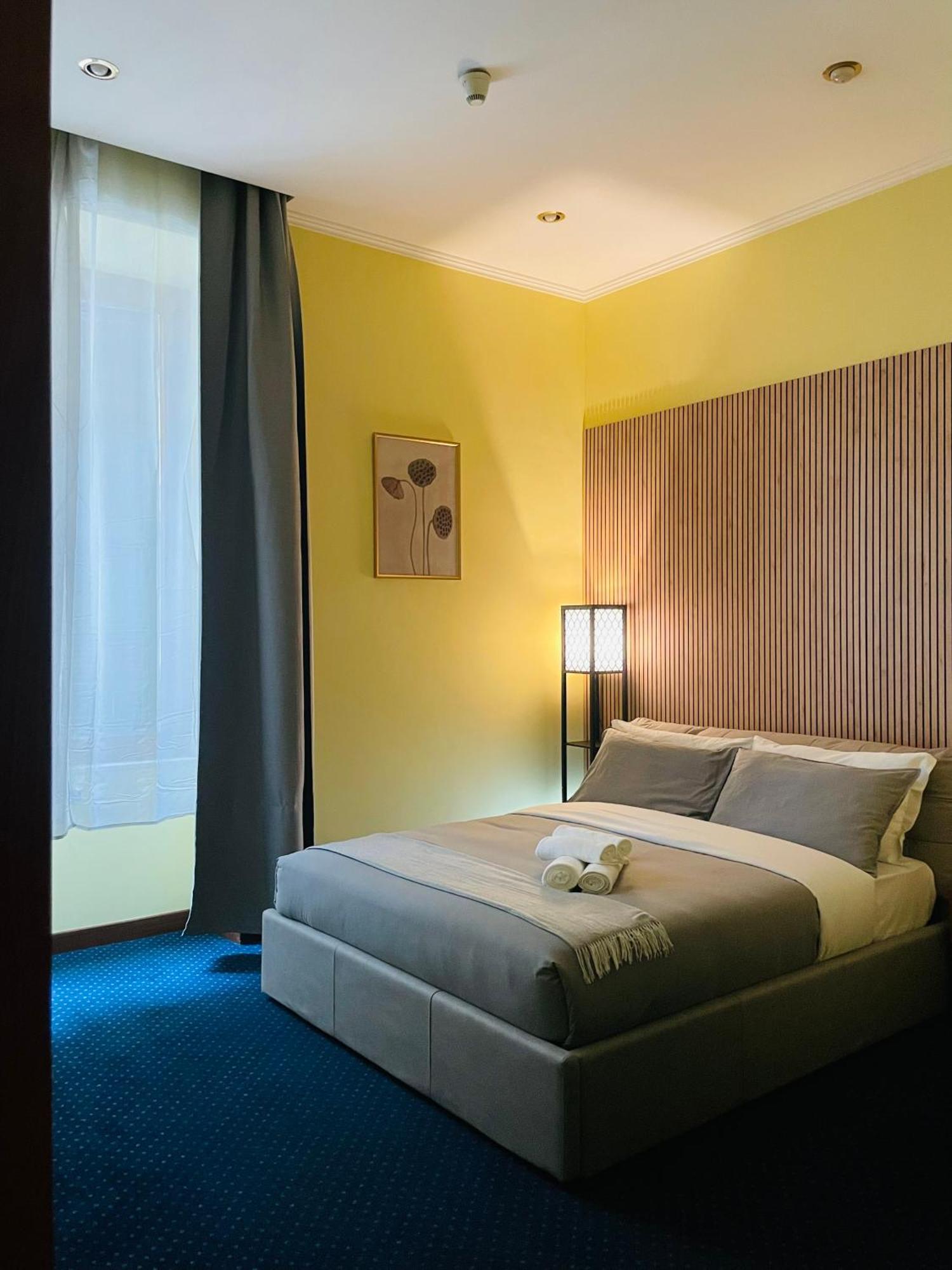Hotel Rome Place Экстерьер фото