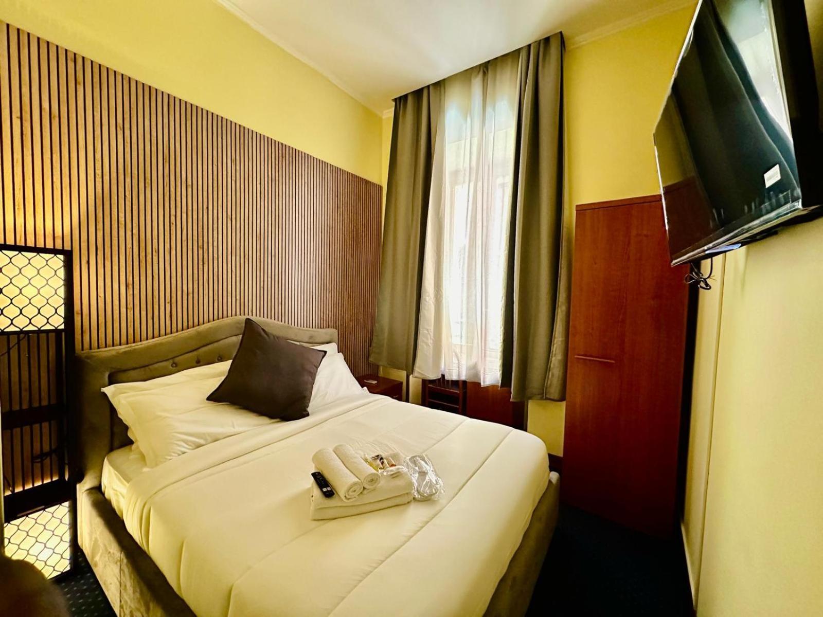 Hotel Rome Place Экстерьер фото
